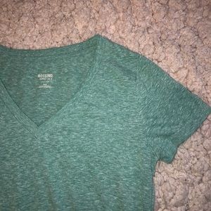 Mossimo v-neck T shirt